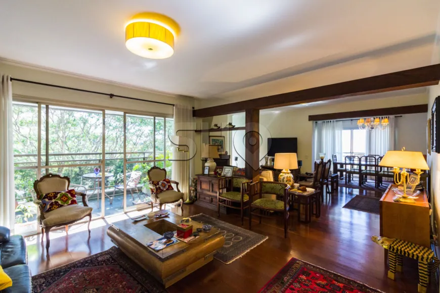 Foto 1 de Apartamento com 4 Quartos à venda, 240m² em Bela Vista, São Paulo