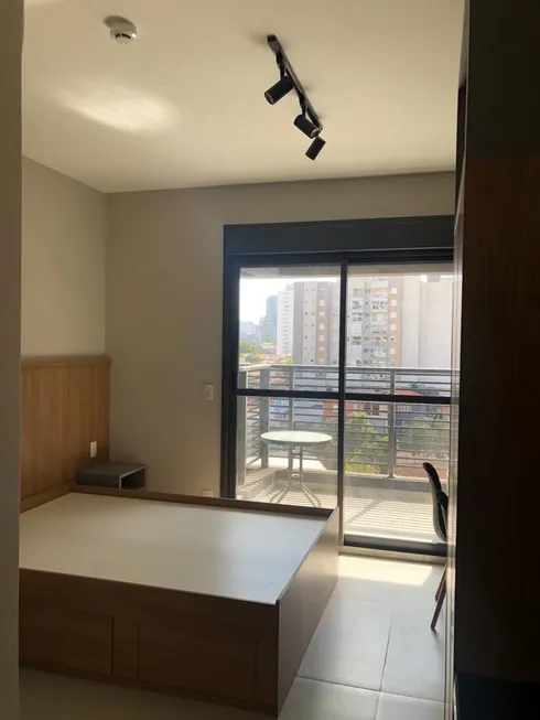 Foto 1 de Apartamento com 1 Quarto para alugar, 26m² em Jardim das Acacias, São Paulo