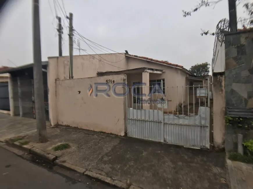 Foto 1 de Casa com 2 Quartos à venda, 61m² em Jardim São João Batista, São Carlos