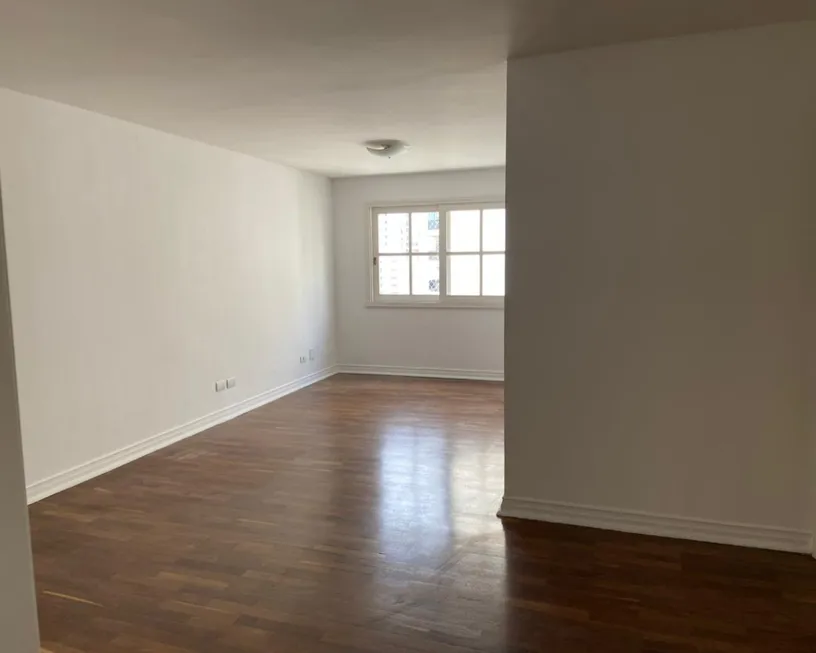 Foto 1 de Apartamento com 3 Quartos para alugar, 130m² em Jardim Paulista, São Paulo