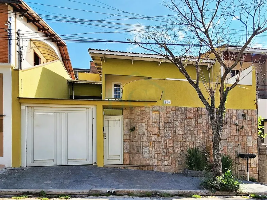 Foto 1 de Casa com 3 Quartos à venda, 186m² em Jardim Centenario, Poços de Caldas