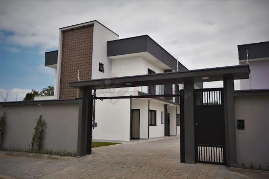 Foto 1 de Casa de Condomínio com 2 Quartos à venda, 85m² em Capricórnio II, Caraguatatuba