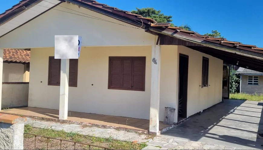 Foto 1 de Casa com 3 Quartos à venda, 138m² em Cambijú, Itapoá