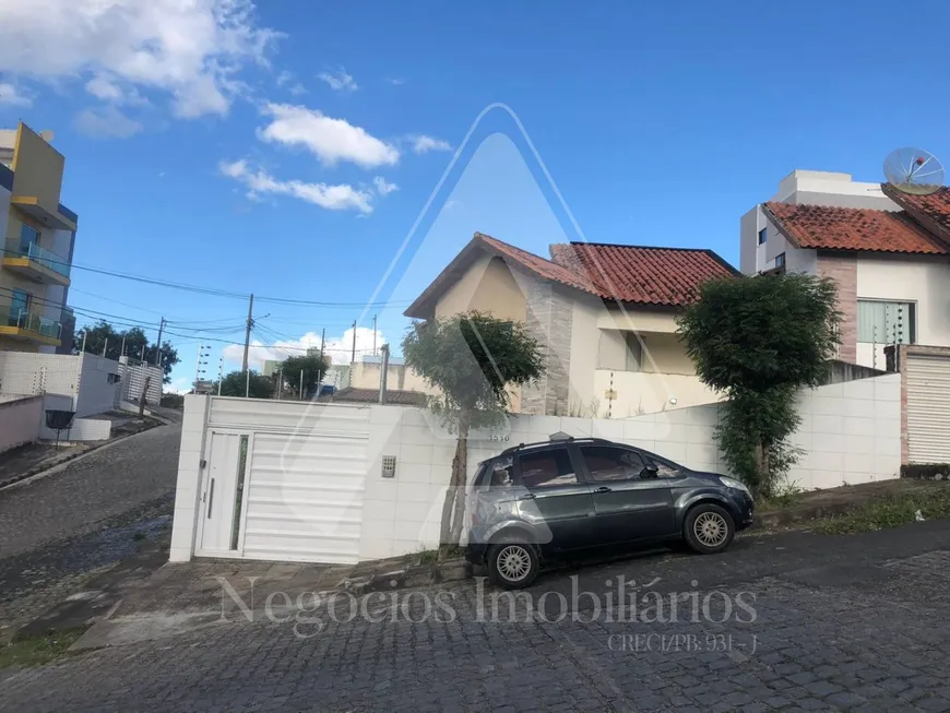 Foto 1 de Casa com 3 Quartos à venda, 300m² em Alto Branco, Campina Grande