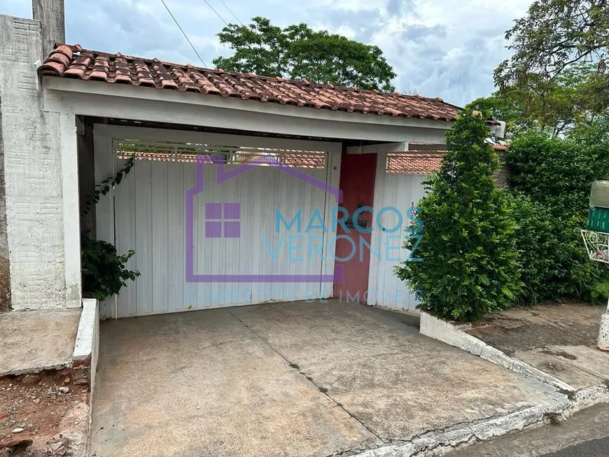 Foto 1 de Fazenda/Sítio com 3 Quartos à venda, 200m² em Jardim Eldorado, Marília