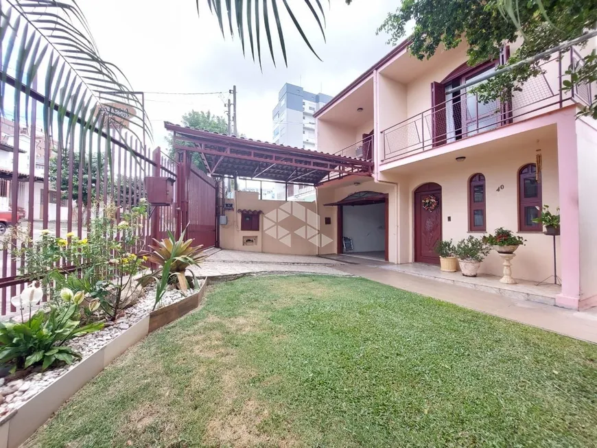 Foto 1 de Casa com 4 Quartos à venda, 277m² em Nonoai, Santa Maria