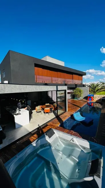 Foto 1 de Casa de Condomínio com 4 Quartos à venda, 330m² em Ibiti Royal Park, Sorocaba