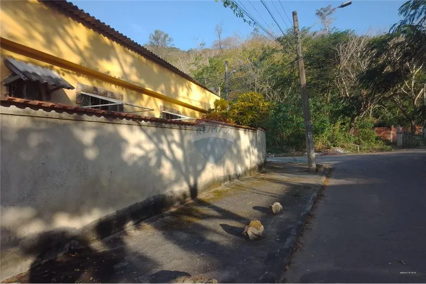 Foto 1 de Casa com 2 Quartos à venda, 120m² em Santíssimo, Rio de Janeiro