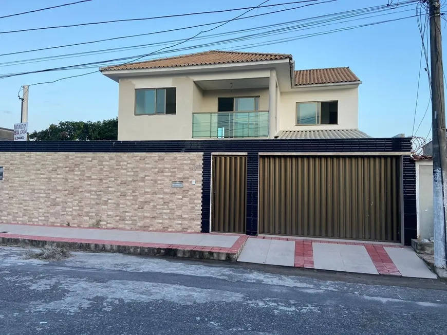 Foto 1 de Casa com 4 Quartos à venda, 360m² em Interlagos, Vila Velha