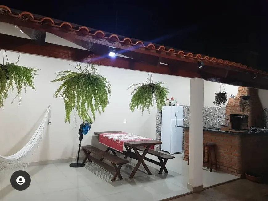 Foto 1 de Casa com 3 Quartos à venda, 180m² em Jardim Satélite, São José dos Campos