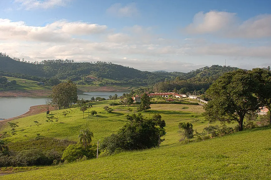 Foto 1 de Lote/Terreno à venda, 1500m² em Area Rural, Piracaia