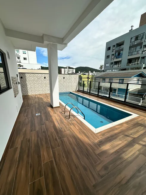 Foto 1 de Apartamento com 3 Quartos à venda, 75m² em Nacoes, Balneário Camboriú