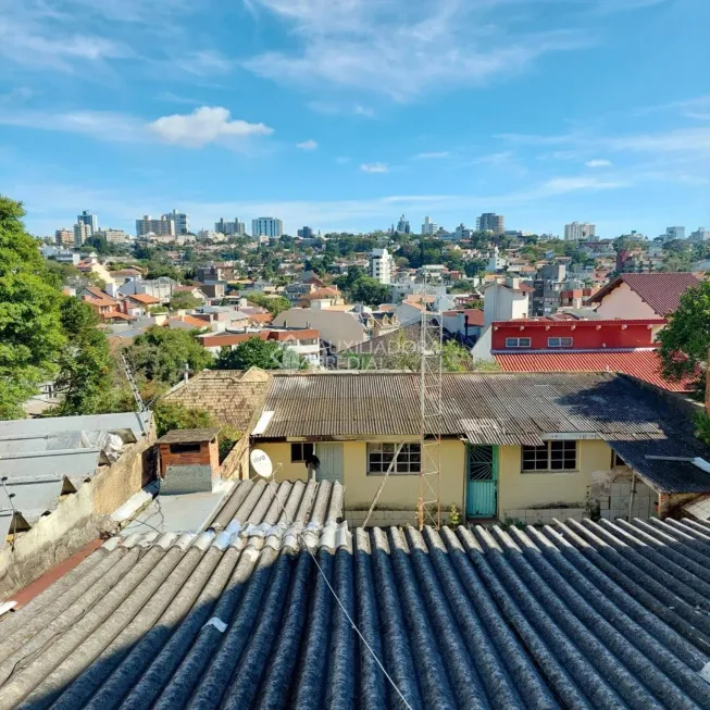 Foto 1 de Lote/Terreno à venda, 513m² em Chácara das Pedras, Porto Alegre