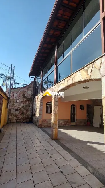 Foto 1 de Casa com 4 Quartos à venda, 250m² em Amazonas, Contagem