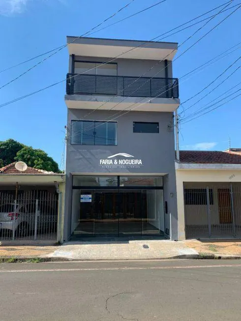 Foto 1 de Casa com 4 Quartos à venda, 237m² em Saude, Rio Claro