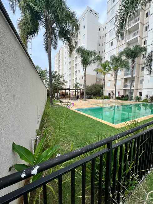 Foto 1 de Apartamento com 3 Quartos para alugar, 68m² em Parque Santo Antônio, Taubaté