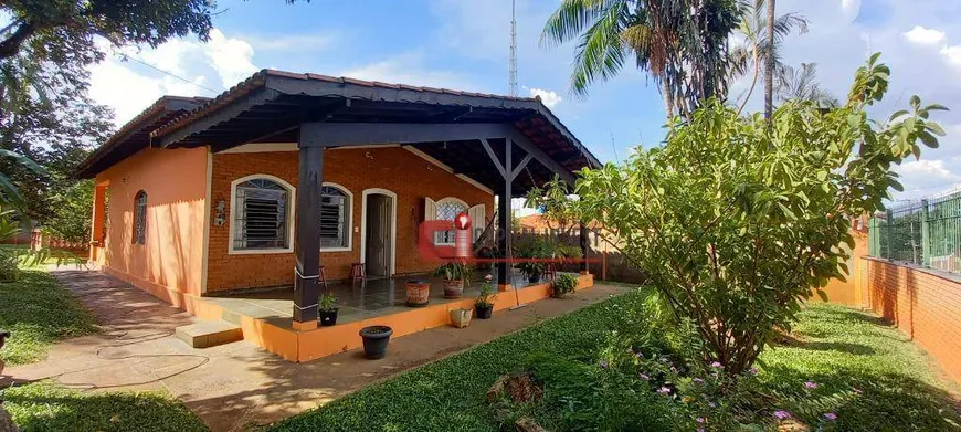 Foto 1 de Fazenda/Sítio com 2 Quartos à venda, 186m² em Jardim Santo Antônio, Jaguariúna