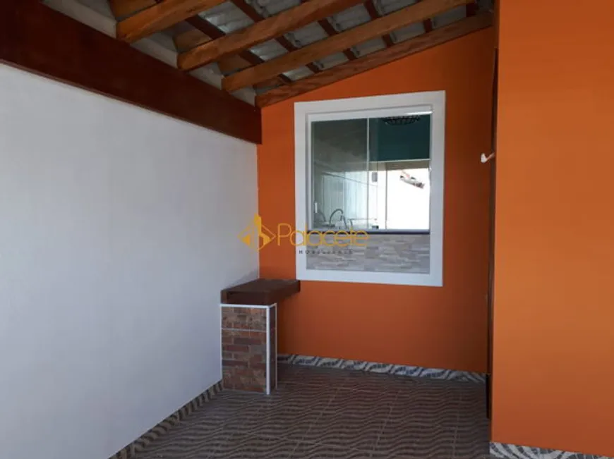 Foto 1 de Casa com 3 Quartos à venda, 70m² em Residencial e Comercial Cidade Morumbi, Pindamonhangaba