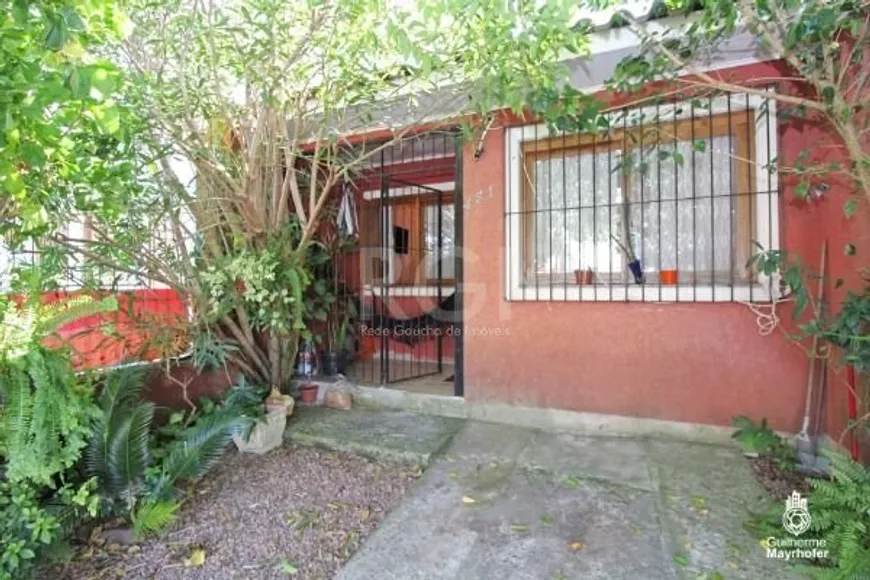 Foto 1 de Casa com 2 Quartos à venda, 46m² em Hípica, Porto Alegre