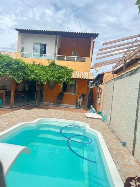 Foto 1 de Casa de Condomínio com 4 Quartos à venda, 96m² em Unamar, Cabo Frio