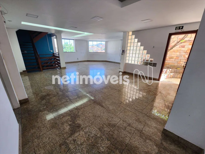 Foto 1 de Casa com 5 Quartos à venda, 300m² em Cachoeirinha, Belo Horizonte