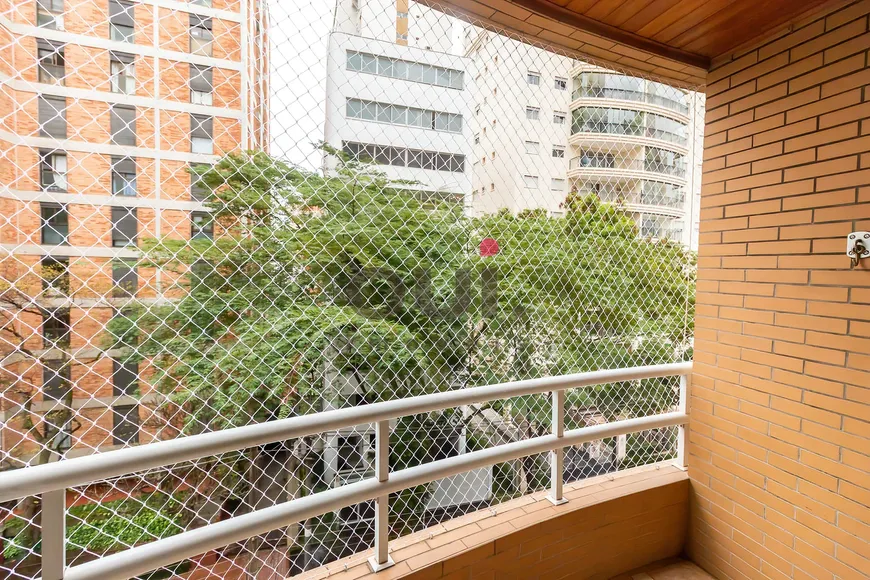 Foto 1 de Apartamento com 3 Quartos à venda, 118m² em Itaim Bibi, São Paulo