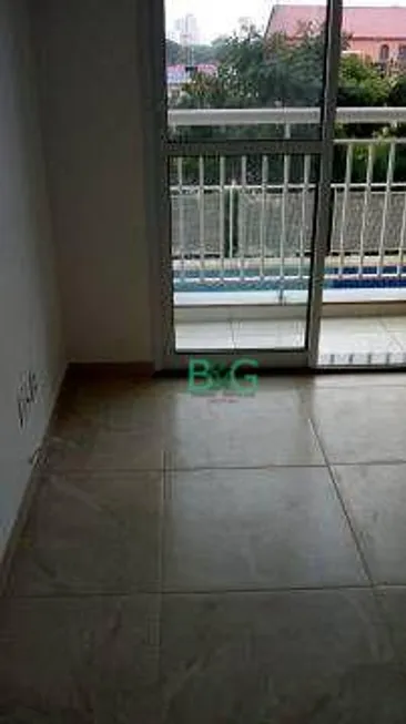 Foto 1 de Apartamento com 2 Quartos para alugar, 45m² em Vila Santana, São Paulo