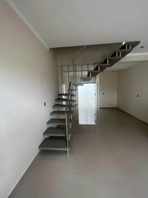 Foto 1 de Casa com 2 Quartos à venda, 65m² em Santa Regina, Camboriú