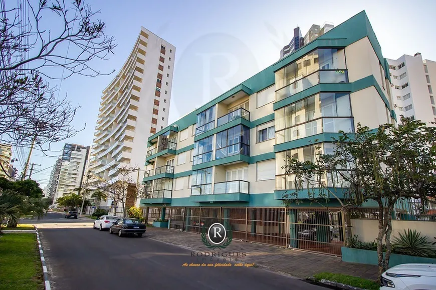 Foto 1 de Apartamento com 1 Quarto para venda ou aluguel, 47m² em Predial, Torres