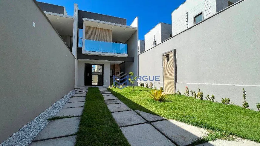 Foto 1 de Casa com 4 Quartos à venda, 150m² em Sapiranga, Fortaleza