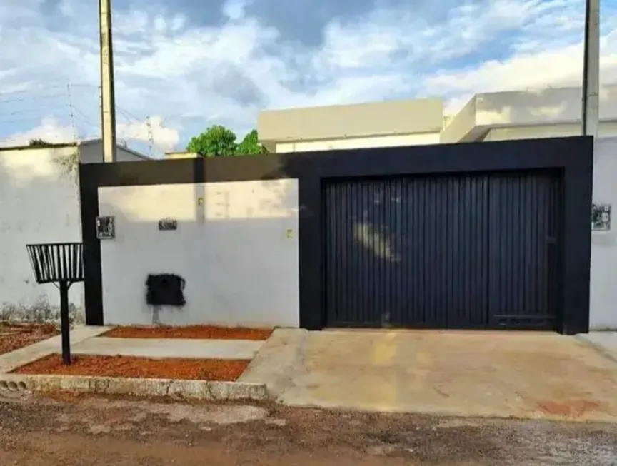 Foto 1 de Casa com 3 Quartos à venda, 220m² em Centro, Cidade Ocidental