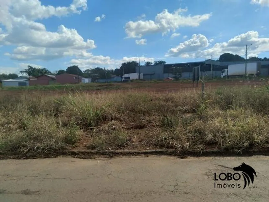 Foto 1 de Lote/Terreno à venda, 412m² em Ipiranga, Goiânia