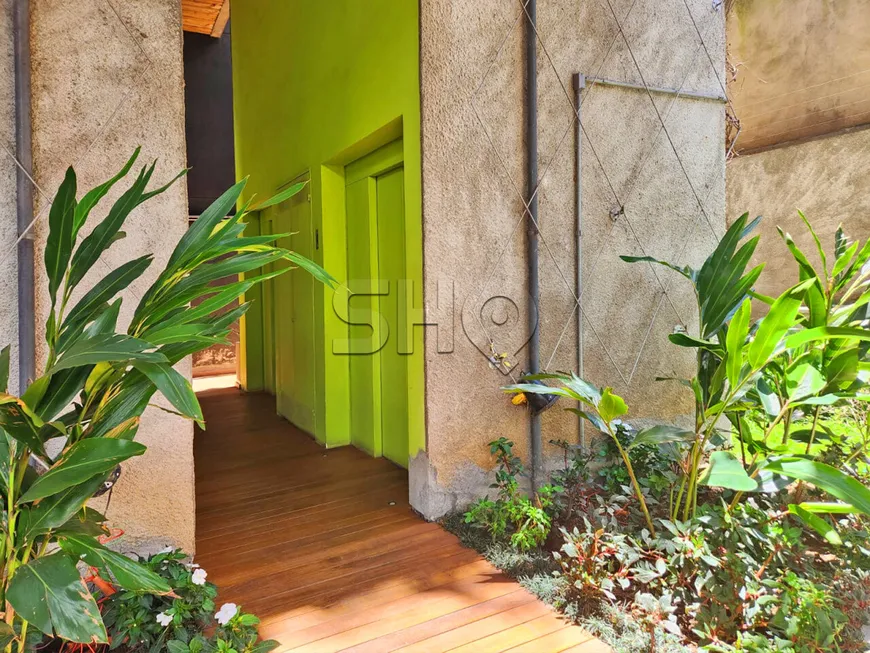 Foto 1 de Cobertura com 2 Quartos para alugar, 240m² em Vila Madalena, São Paulo