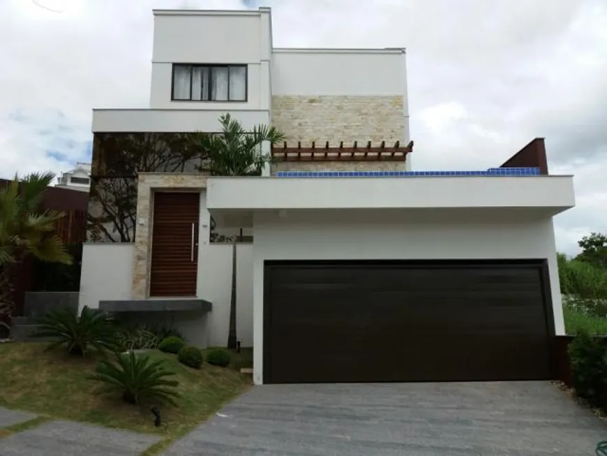 Foto 1 de Casa com 3 Quartos à venda, 310m² em Pedra Branca, Palhoça