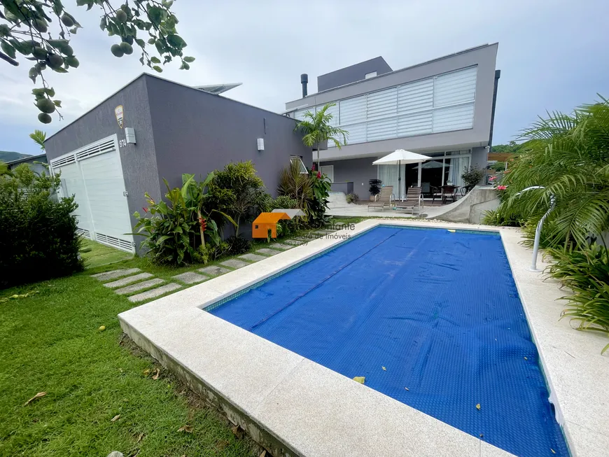 Foto 1 de Casa com 4 Quartos à venda, 297m² em São João do Rio Vermelho, Florianópolis