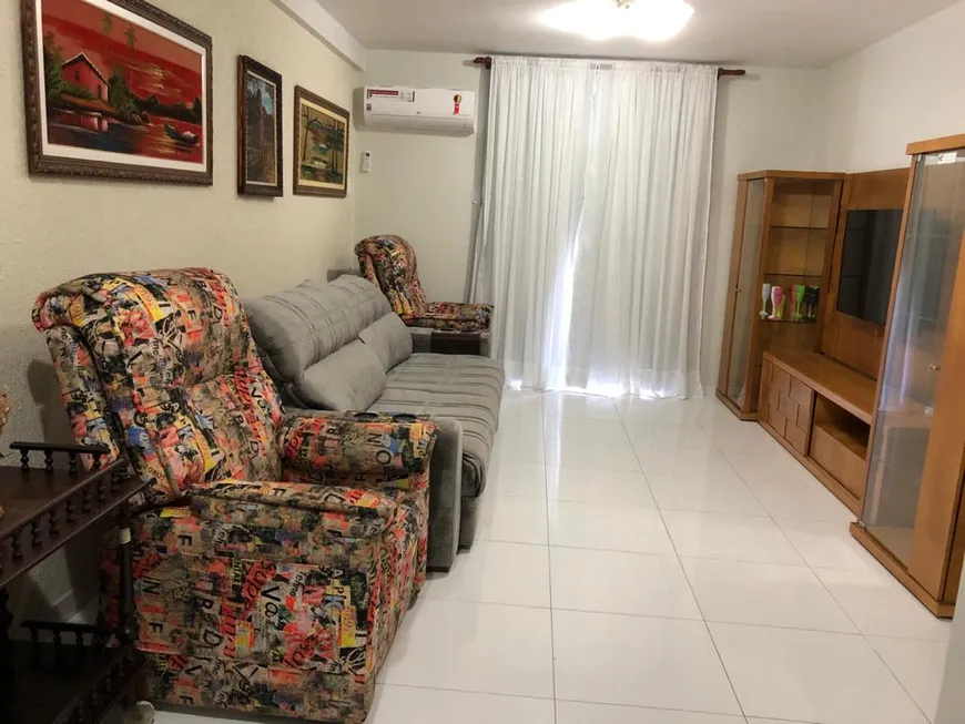 Foto 1 de Apartamento com 2 Quartos à venda, 156m² em Centro, Cabo Frio