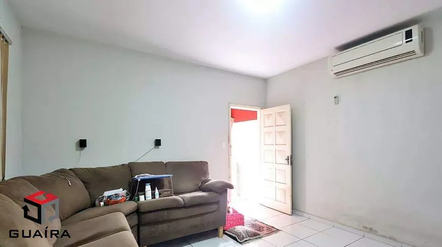 Foto 1 de Casa com 2 Quartos à venda, 110m² em Santa Terezinha, Santo André