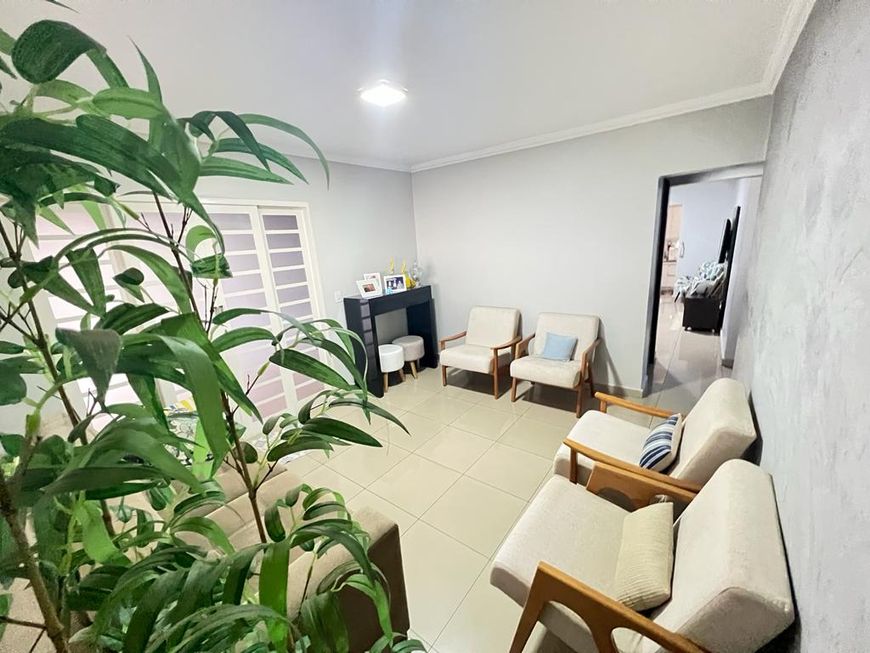 Foto 1 de Casa com 3 Quartos à venda, 122m² em Parque Flamboyant, Goiânia