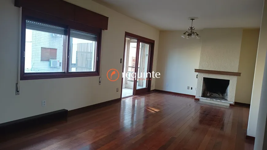 Foto 1 de Apartamento com 3 Quartos à venda, 243m² em Centro, Pelotas