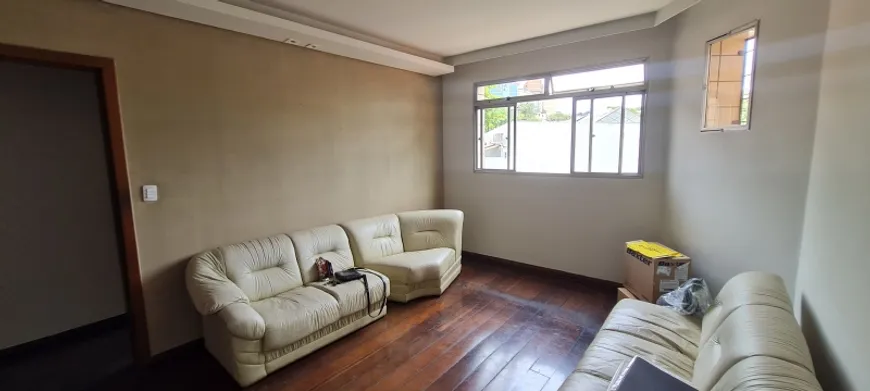 Foto 1 de Apartamento com 3 Quartos à venda, 90m² em Coração Eucarístico, Belo Horizonte