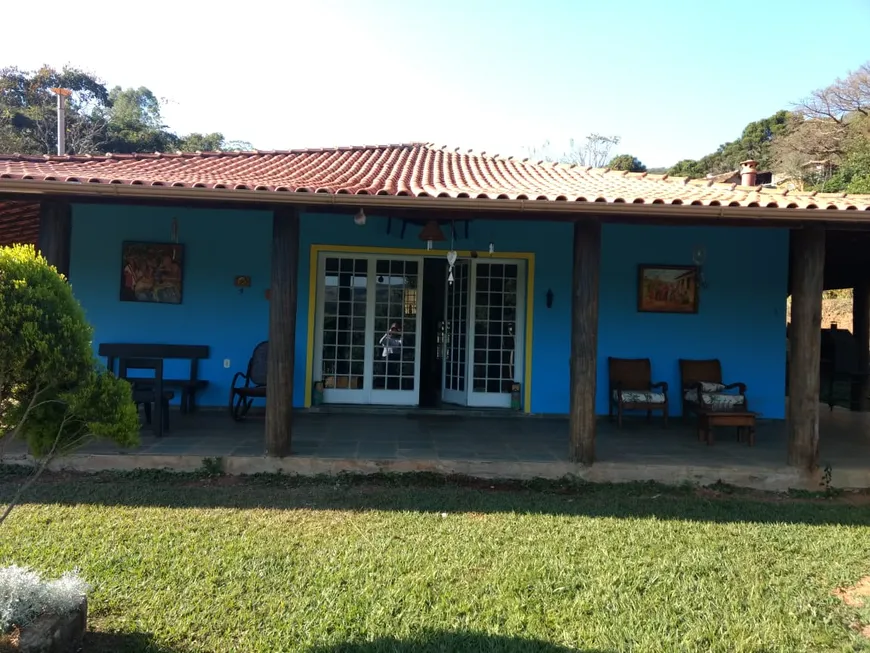 Foto 1 de Fazenda/Sítio com 2 Quartos à venda, 45000m² em Centro, Baependi