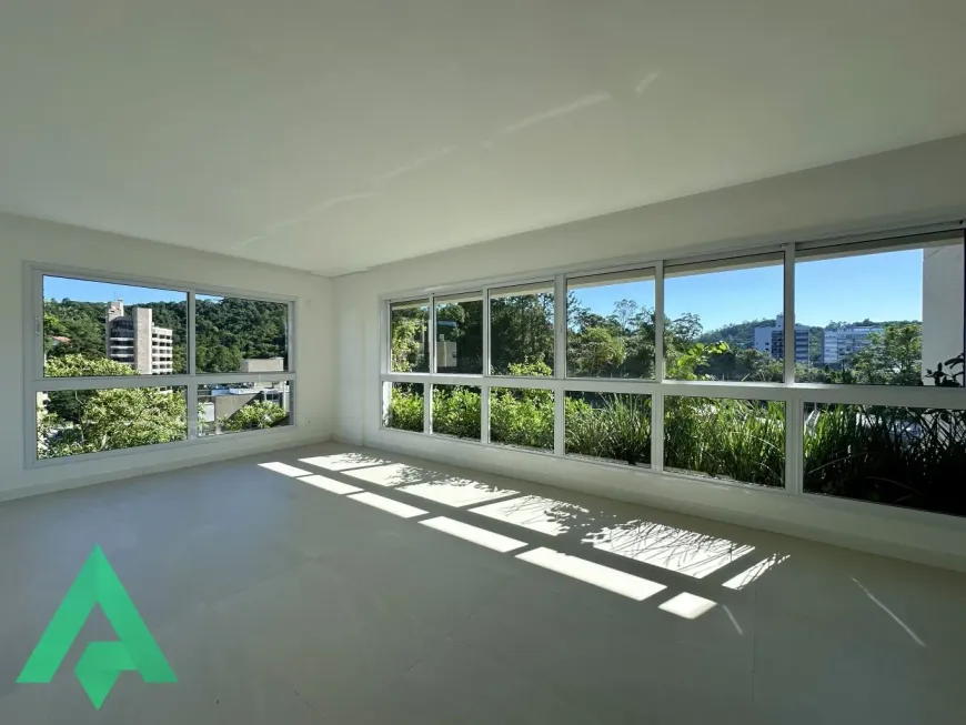 Foto 1 de Apartamento com 3 Quartos à venda, 155m² em Jardim Blumenau, Blumenau