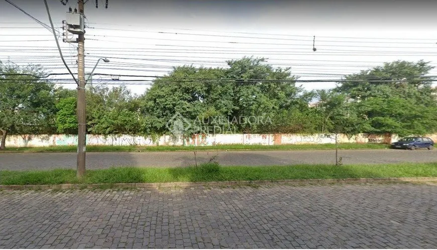 Foto 1 de Lote/Terreno à venda, 2050m² em Humaitá, Porto Alegre