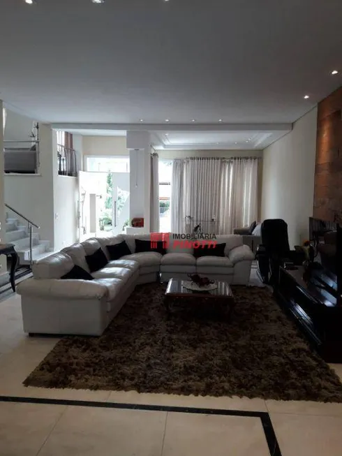 Foto 1 de Casa de Condomínio com 3 Quartos à venda, 463m² em Jardim Hollywood, São Bernardo do Campo
