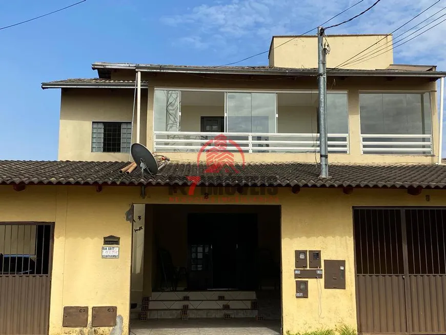 Foto 1 de Sobrado com 3 Quartos à venda, 289m² em Residencial Recanto do Bosque, Goiânia