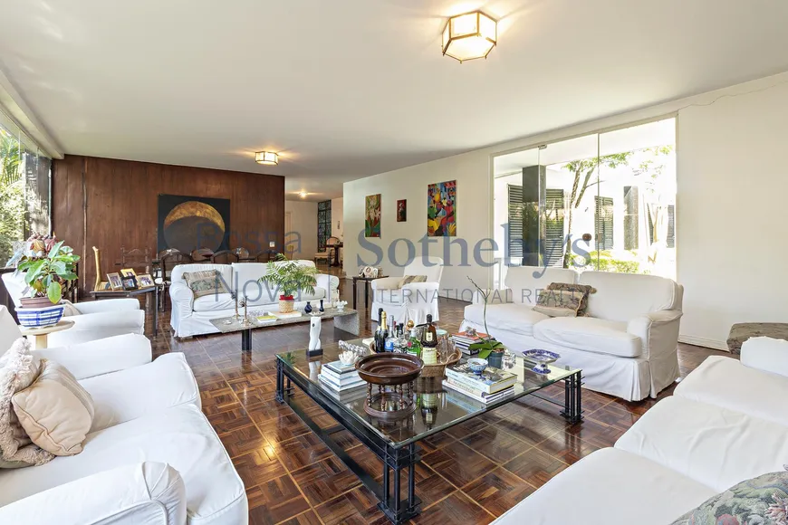 Foto 1 de Casa com 3 Quartos à venda, 580m² em Morumbi, São Paulo
