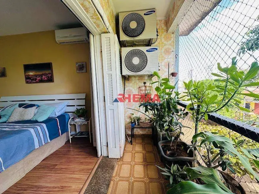 Foto 1 de Apartamento com 3 Quartos à venda, 105m² em Ponta da Praia, Santos