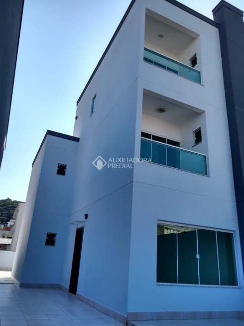 Foto 1 de Casa com 3 Quartos à venda, 130m² em Ariribá, Balneário Camboriú
