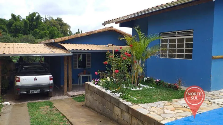 Foto 1 de Fazenda/Sítio com 3 Quartos à venda, 200m² em Jardim das Mansoes, Divinópolis