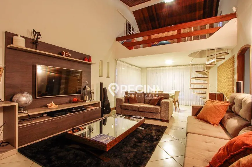 Foto 1 de Casa com 3 Quartos à venda, 363m² em Jardim Floridiana, Rio Claro